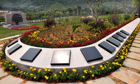 北京花坛葬公墓价格