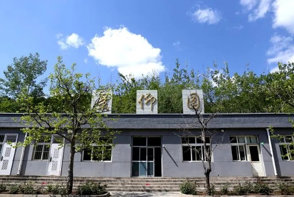 北京市昌平区十三陵景仰园陵园售价格多少
